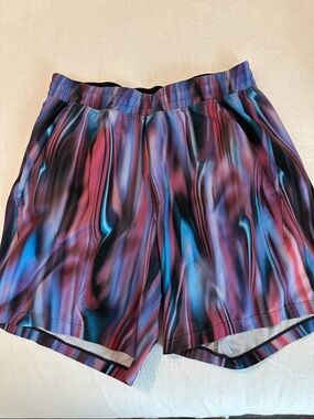 Lululemon men’s athletic Shorts